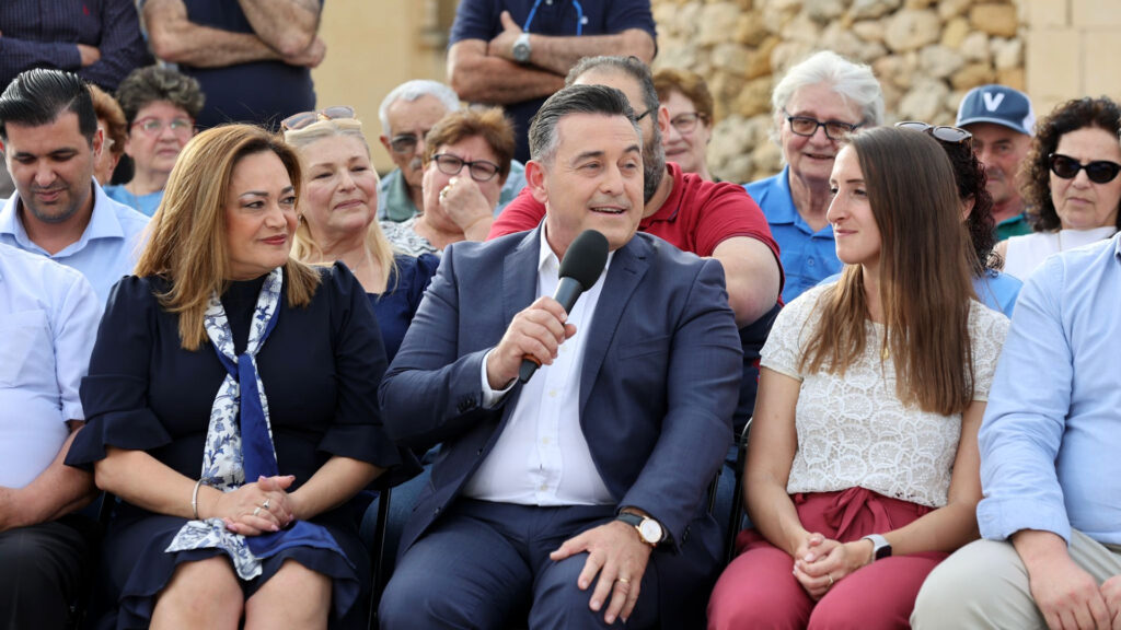 “Pajjiżek qed isejjaħlek” – Bernard Grech b’laqgħa mill-isbaħ f’Għawdex