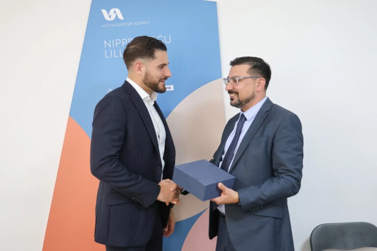 Is-servizzi ta’ appoġġ lill-vittmi ta’ reati huma kruċjali u għandhom ikunu sostnuti b’aktar effiċjenza fil-Qrati