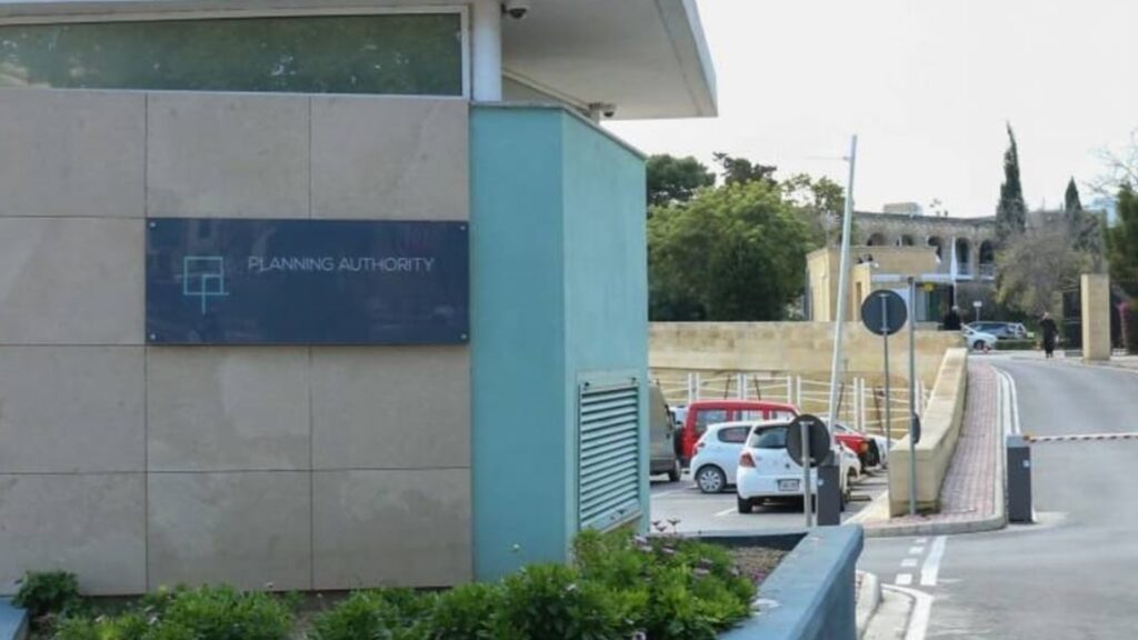 Il-Gvern għandu jkun trasparenti dwar bidliet proposti għall-Pjani Lokali
