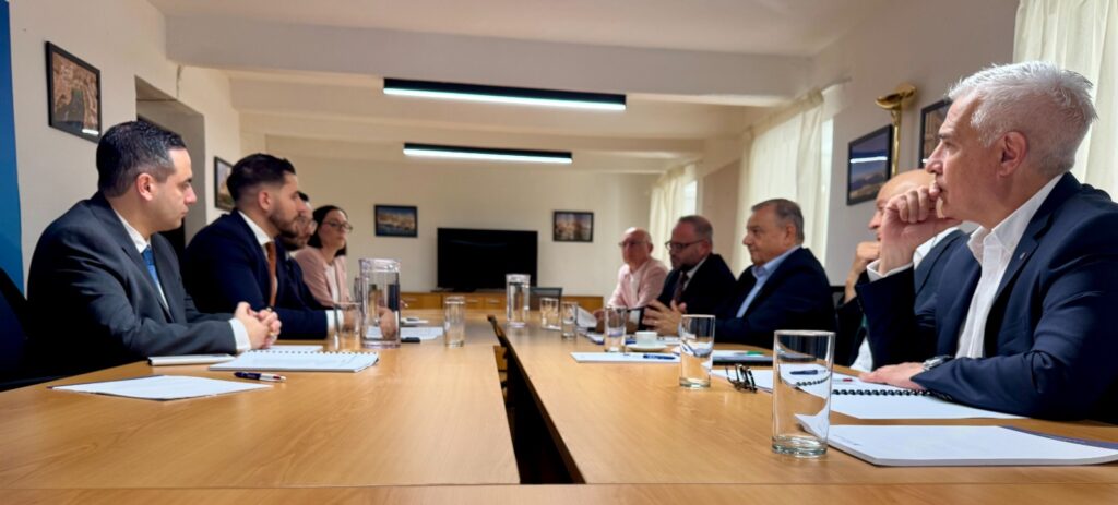 Irridu nsaħħu l-edukazzjoni u t-taħriġ biex niżguraw li jkollna ħaddiema mħarrġin għax-xogħol ta’ għada